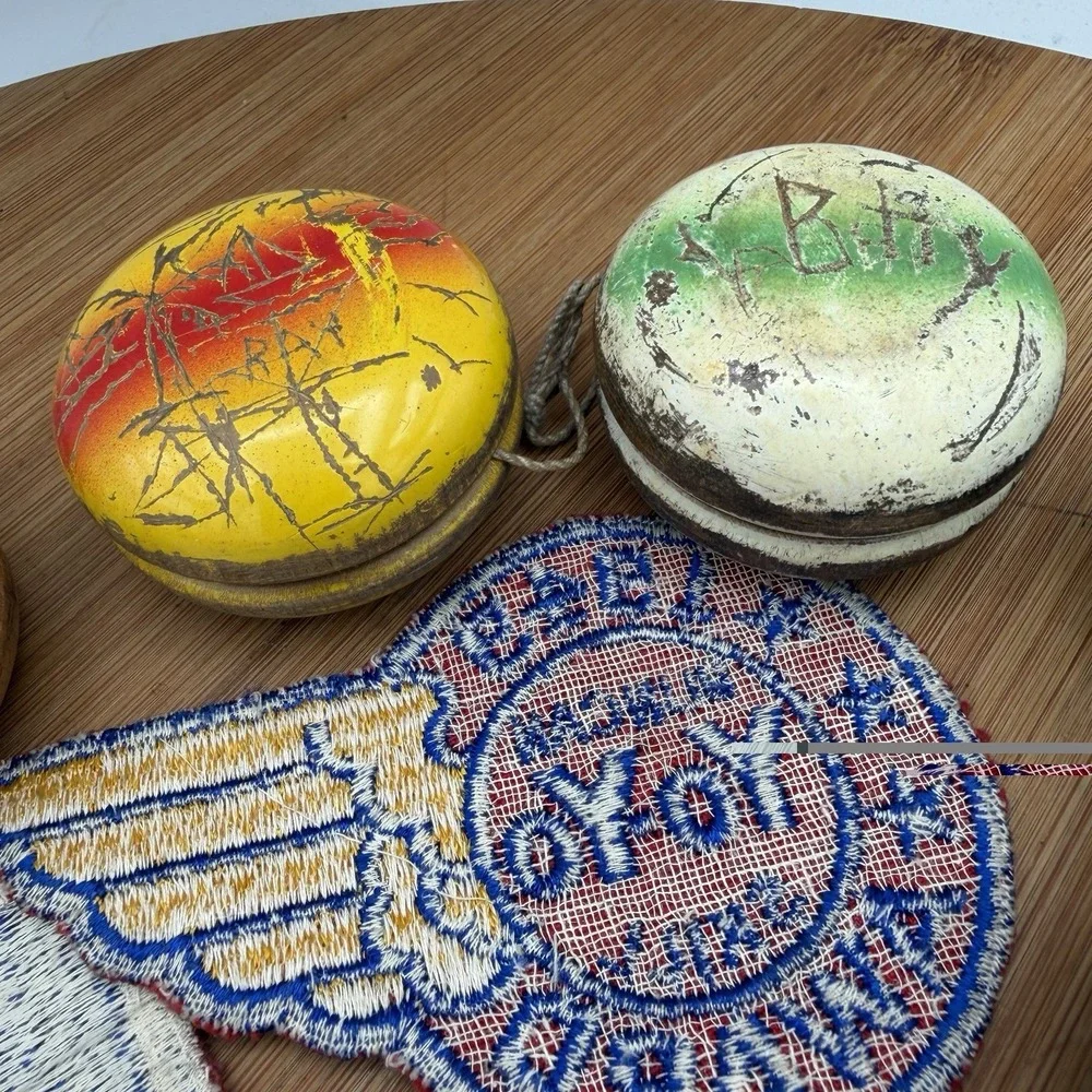 VTG  Duncan Yo-Yo Collection Lot 1950's wood Tournament Memorabilia Patches book